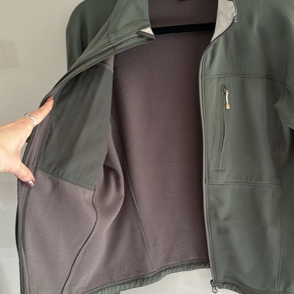 MEC Water Resistant Grey Jacket - Picture 4 of 5